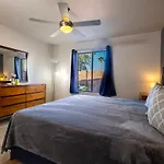 Msg For 5Percent Off 2Bed1And A Half Bath Kingqueenbeds Condophx